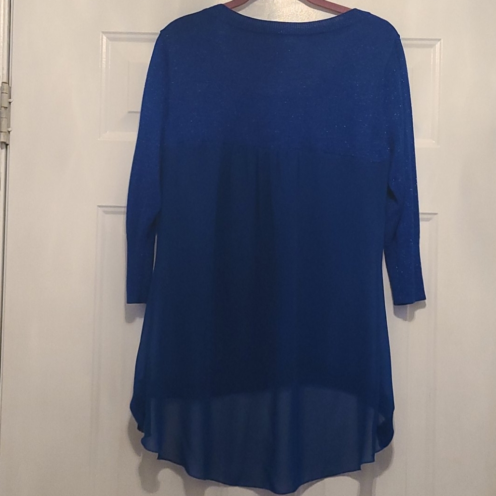 💙Sweater💙 - Picture 3 of 3